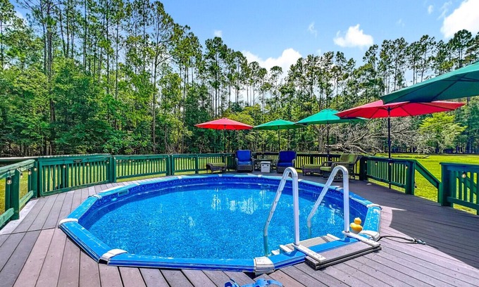 High Springs Maison | Cabin Retreat on 8.5 Acres – High Springs, FL