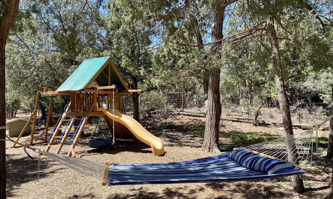 Payson Cabine | Cabin w/ Outdoor Fun! Firepit, Playset, BBQ & More
