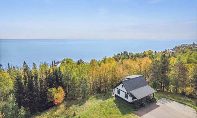 Beaver Bay Cabine | Cabin with Sauna in the Heart of the North Shore