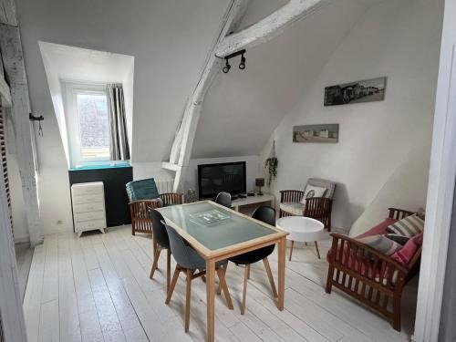 Fecamp Appartement | Cabine du Capitaine 5