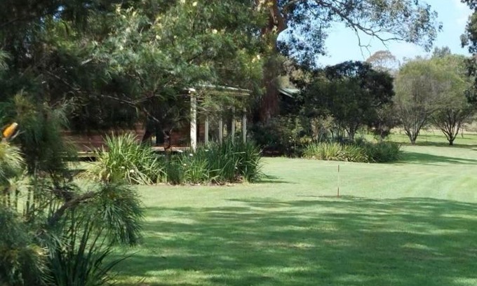 Allandale Chalet De Ski | Cabins at Lovedale Wedding Chapel