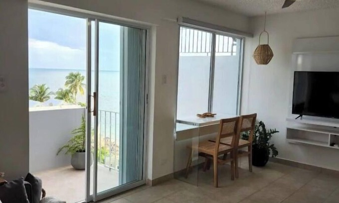 Cabo Rojo Appartement | Cabo Rojo PR Beachfront apartment with direct access to the beach
