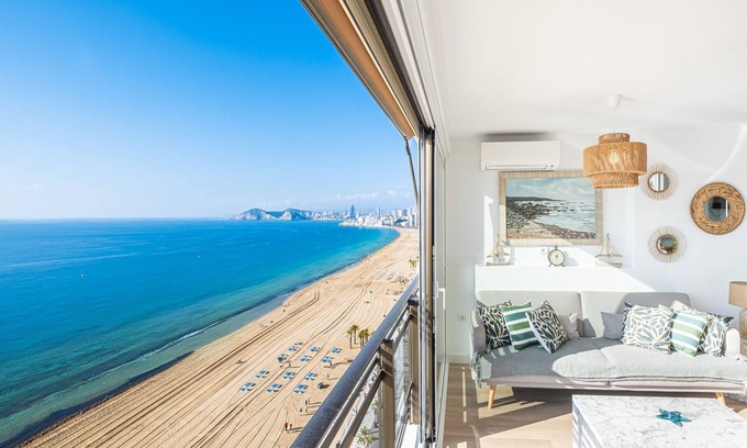 Benidorm Appartement | Cachirulo Deluxe Apartment 13-B Levante Beach