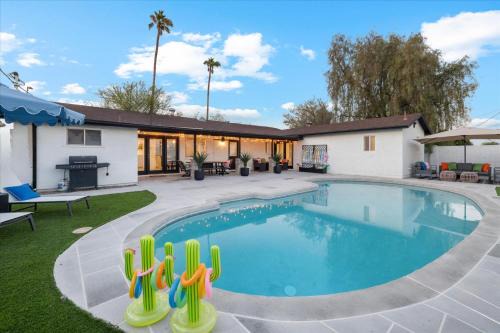 New Papago Parkway Maison | Cactus Bloom Villa - Spacious 5BR near Old Town Scottsdale with Private Pool