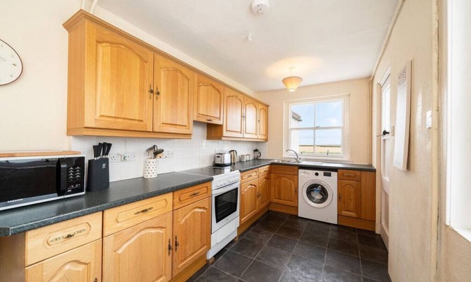 Kincaple Maison | Caddie s Cottage - Stylish 2 bed dog Friendly