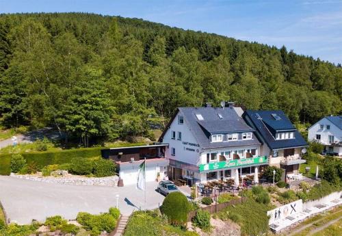Schwalefeld Maison | Café- Pension Fernblick, incl MeineCardPlus