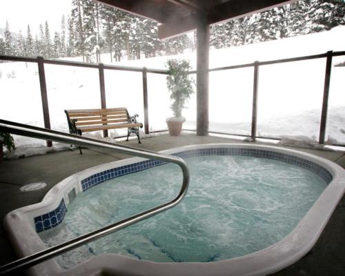 Sun Peaks Hôtel | Cahilty Lodge