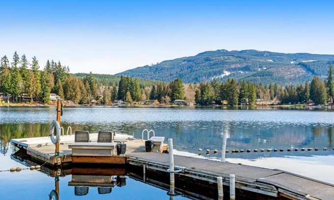 Sedro-Woolley Maison | Cain Lake Lodge
