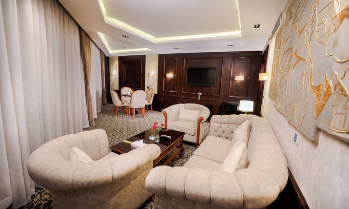 Al Duqqi Hôtel | Cairo Taj Mohandessn Hotels & Suites