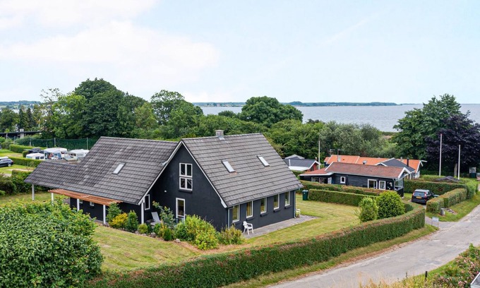 Grønninghoved Strand Maison | "Cajsa" - 200m from the sea by Interhome