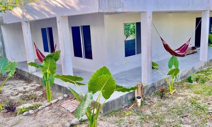 Mamatoco Cabine | CALABAZO Casa MonoCai 500 meters from the entrance to Tayrona Park.