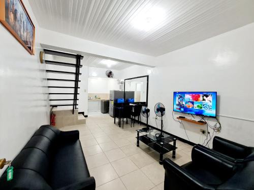 Calapan Maison | Calapan Transient Maple L82