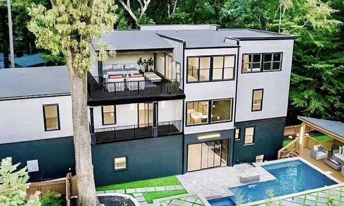 Buckhead Maison | California Modern Home In Buckhead