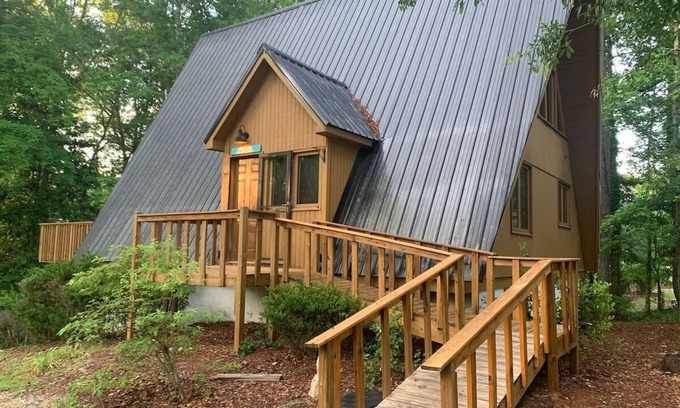 Pine Mountain Chalet De Ski | Callaway Calling