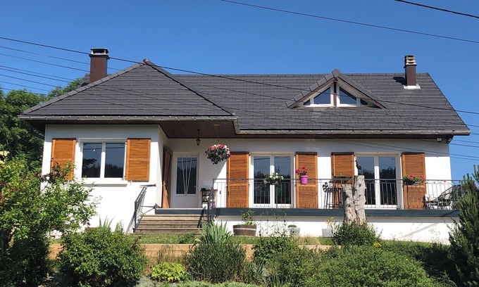 Vanclans Maison | Calme et Grand Air, Belle maison avec jardin, idéale en famille