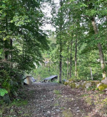 Växjö Villa | Calm and private country side property with own waterfront by large river