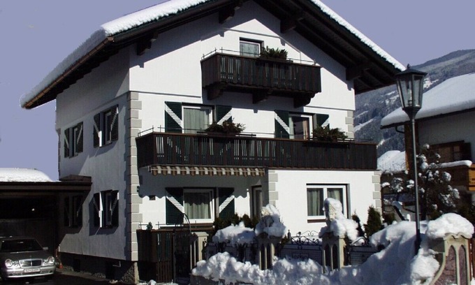 Zell am Ziller Maison | calm holiday home, central, ski