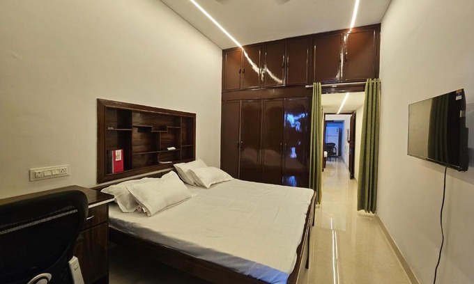 Panchkula Urban Estate Appartement | Calvin's Abode