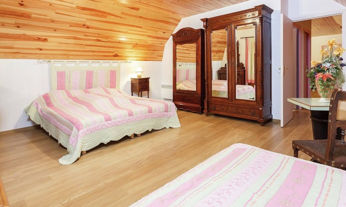 Calvinet Maison | Maison de vacances à Calvinet près de la forêt