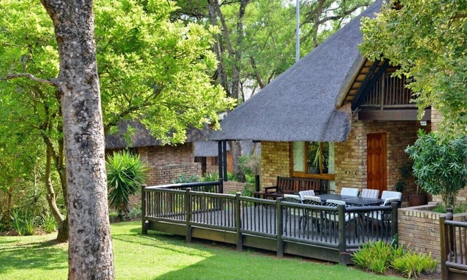Hazyview Maison | Cambalala Unit 4 - Luxury Self Catering Vacation Rental In Kruger Park Lodge