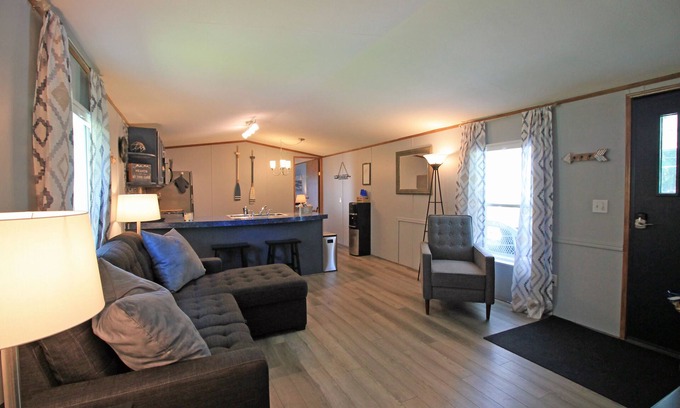 Richfield Springs Maison | Camp "I See the Lake!" on Canadarago Lake, NY