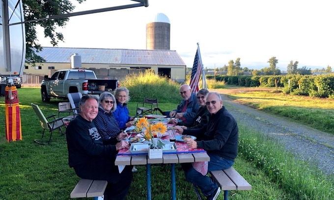 Lynden Location De VR | Camp in The Country From the Comforts of Your RV