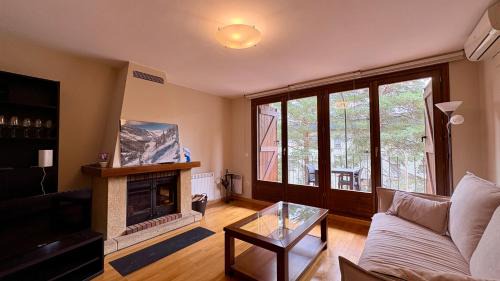 Villanua Appartement | Campanal de Izas