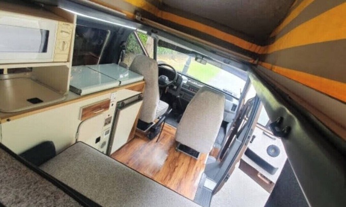 Inchicore Maison | Camper 1 “Scooby”
