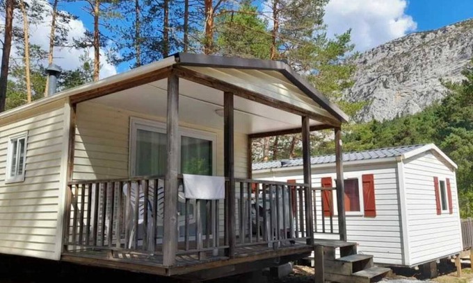 Saint-Auban Maison | Camping 2 étoiles - Piscine - ccbaehh