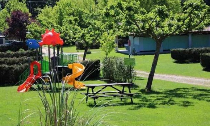 Casties-Labrande Maison | Camping 3 étoiles - Piscine - eehgeg