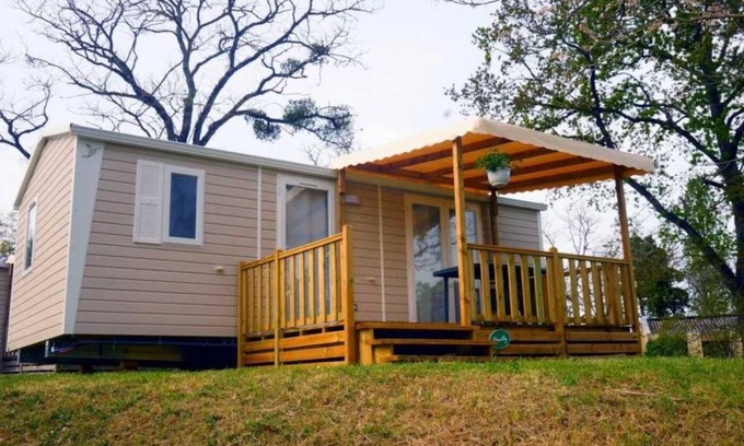 Bannay Maison | Camping 3 étoiles - ef00gh