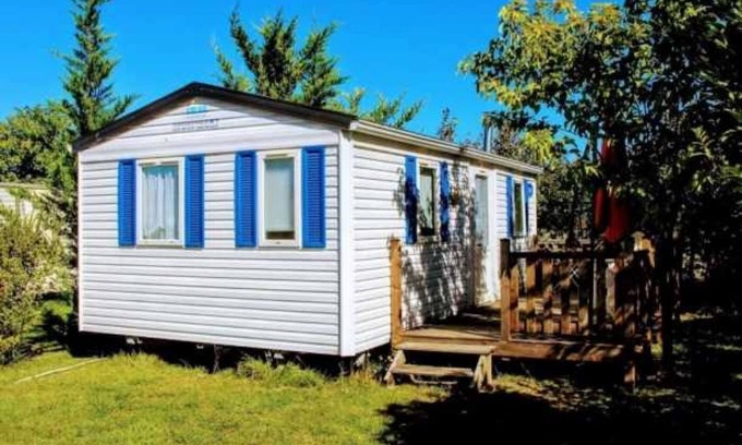 Verteillac Maison | Camping 3 étoiles - Piscine - eeefaf