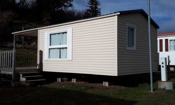 Langogne Maison | Camping 3 étoiles - Piscine - ccbadeh