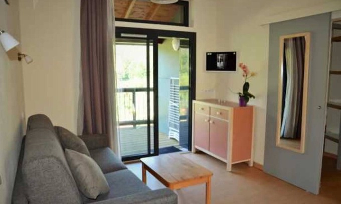 Meyrueis Maison | Camping 3 étoiles - Piscine - eeegge