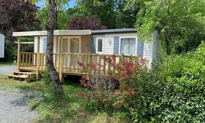Thiviers Maison | Camping 3 étoiles - Piscine - ccagi0i