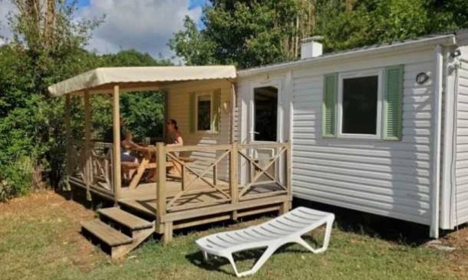 Soturac Maison | Camping 3 étoiles - Piscine - eehcdd