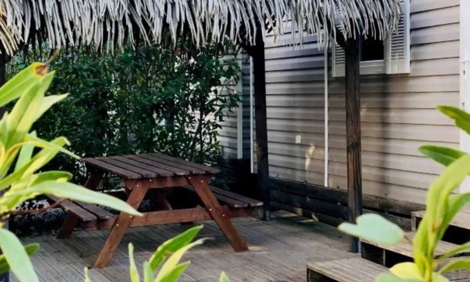 Sigean Maison | Camping 3 étoiles - Piscine - eehdbb