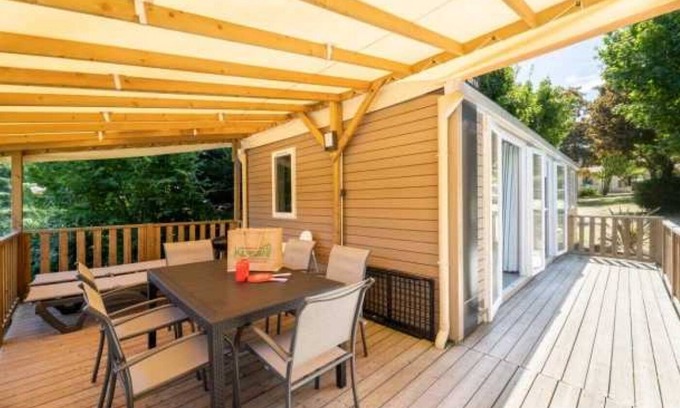 Eymouthiers Maison | Camping 4 étoiles - Parc aquatique - eecgde