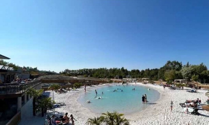 Aubigny-les-Clouzeaux Maison | Camping 4 étoiles - Piscine - eehice