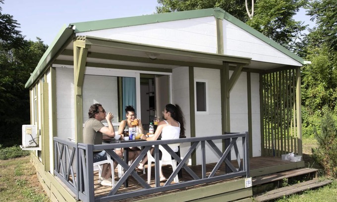 Pamiers Chalet De Ski | Camping L'Apamée*** - Chalet 3 Pièces 5 Personnes