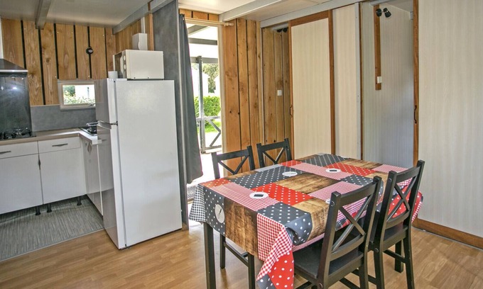 Pamiers Chalet De Ski | Camping L'Apamée*** - Chalet 4 Pièces 6 Personnes