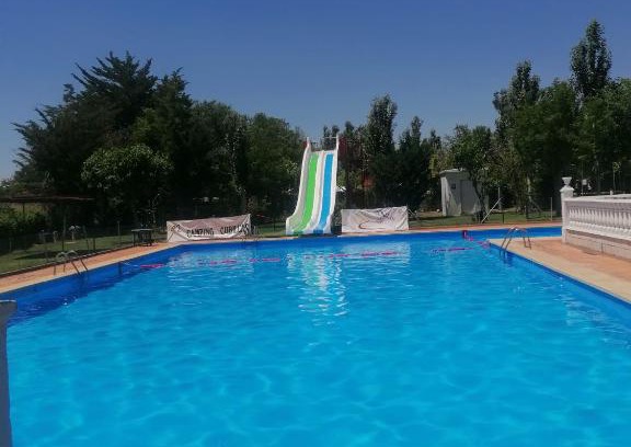 Cubillas de Santa Marta Station Balnéaire | Camping Cubillas