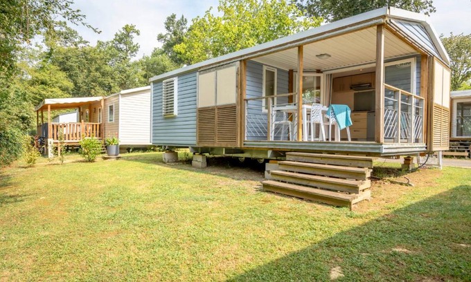 Salies-de-Bearn Hôtel | Camping des Salines