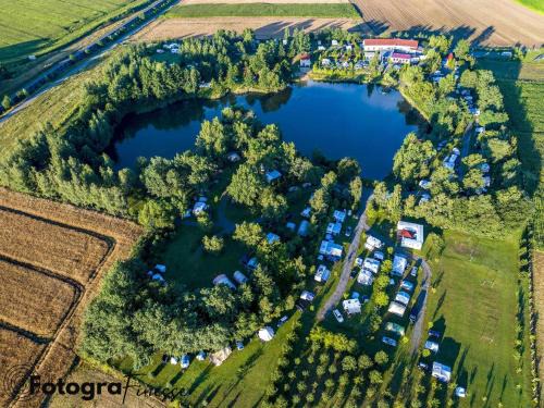 Grodziszcze Autre | Camping Forteca, parcele kempingowe nad wodą, z własnym namiotem lub przyczepą