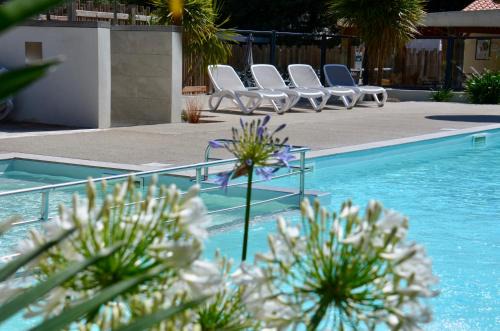 Longeville-sur-Mer Autre | Camping Le Clos Des Pins