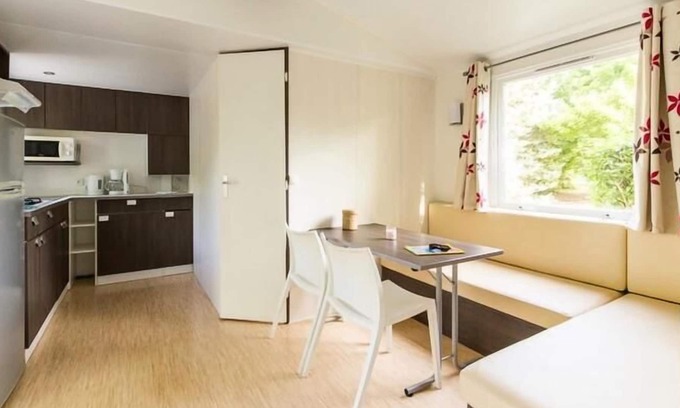 Ingrandes Maison | Camping Le Petit Trianon **** - Mobil Home 3 Rooms 4 People Premium