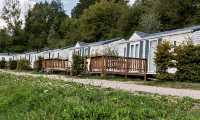 Clairvaux-les-Lacs Maison | Camping - Piscine - ccagfdc
