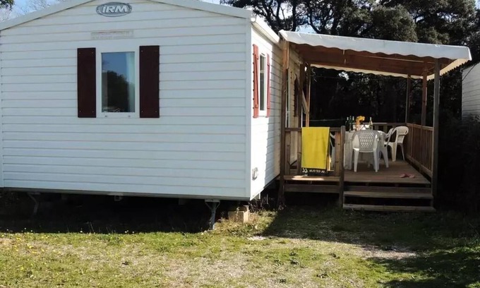 Boisseron Maison | Mobil-home Confort HOLIDAY 25m² (2 chambres) avec terrasse couverte TV INCLUSE 5 personnes