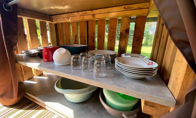 Puybrun Maison | CABANE PERCHEE 2 PERS +possibilité tente sup 2 à 4 personnes - 2 pers. inclus dans le tarif