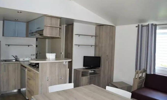 Patornay Maison | Mobil home Family XL 40 m² - climatisé 7 personnes